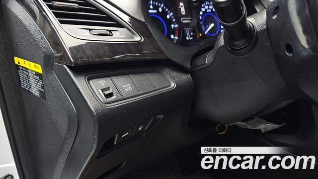 Hyundai Grandeur 2012 — photo 18