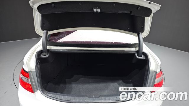 Hyundai Grandeur 2012 — photo 20