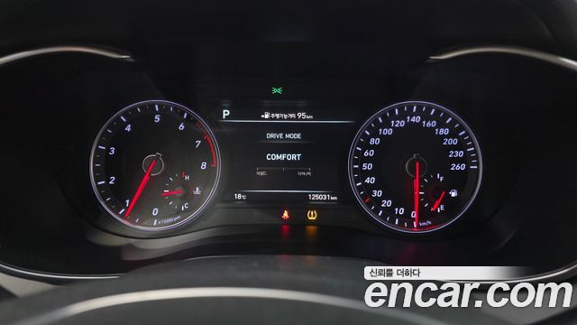 Genesis G70 2019 — photo 11