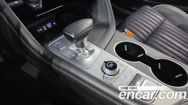 Genesis G70 2019 — photo 12