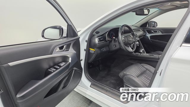Genesis G70 2019 — photo 13