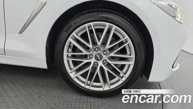Genesis G70 2019 — photo 7