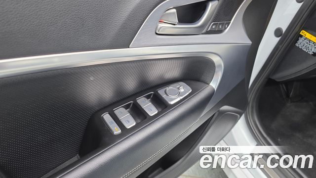 Genesis G70 2019 — photo 14