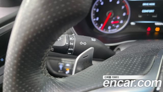 Genesis G70 2019 — photo 33