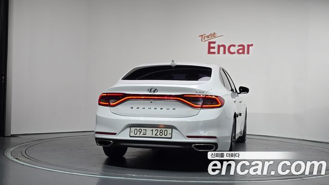 Hyundai Grandeur 2018 — photo 4