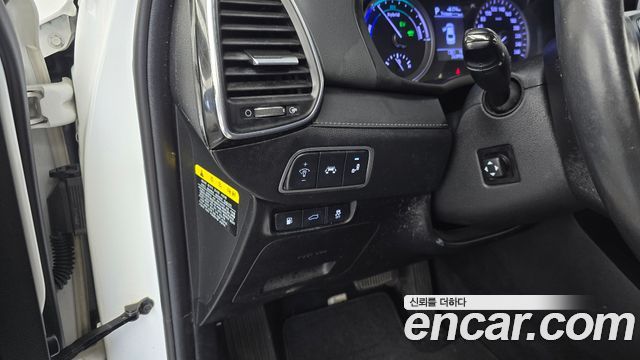 Hyundai Grandeur 2018 — photo 16