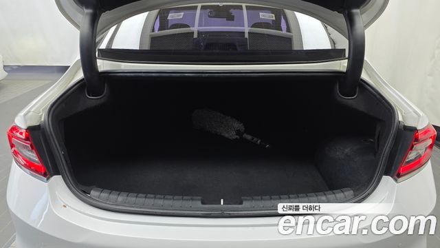 Hyundai Grandeur 2018 — photo 20