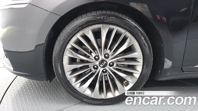 Kia K7 2018 — photo 5