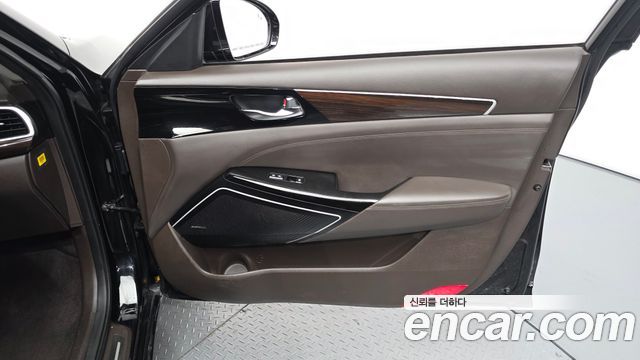 Kia K7 2018 — photo 14
