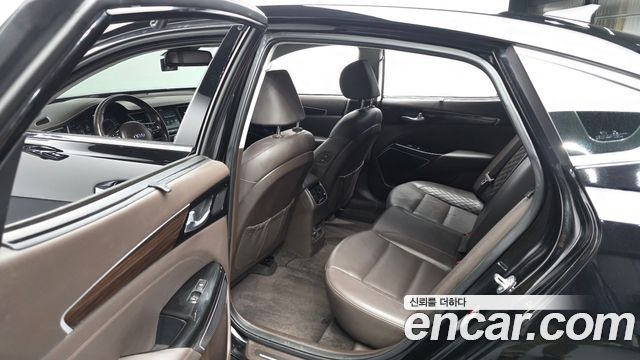Kia K7 2018 — photo 16
