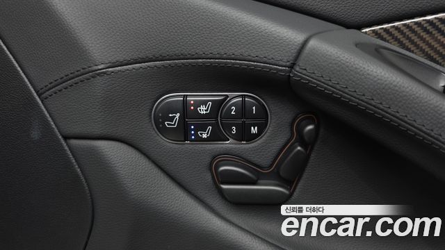Mercedes-Benz SL-Class 2010 — photo 15