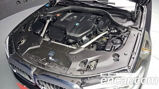 BMW 5-Series 2018 — photo 6