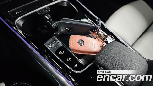 Mercedes-Benz GLB-Class 2020 — photo 24