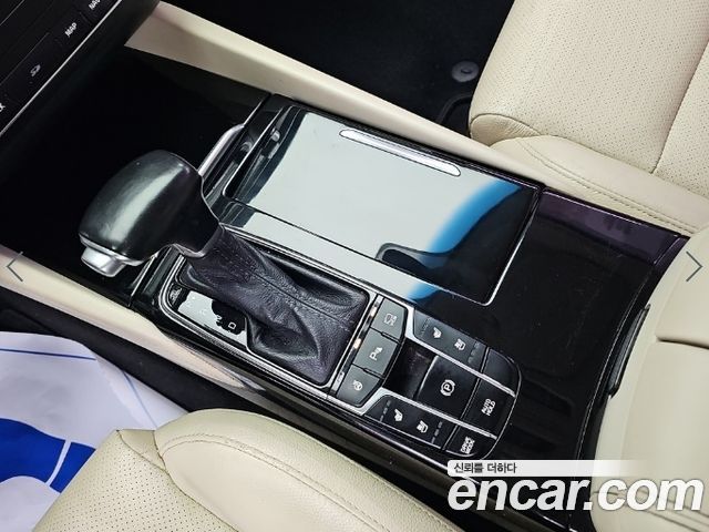 Kia K7 2017 — photo 9