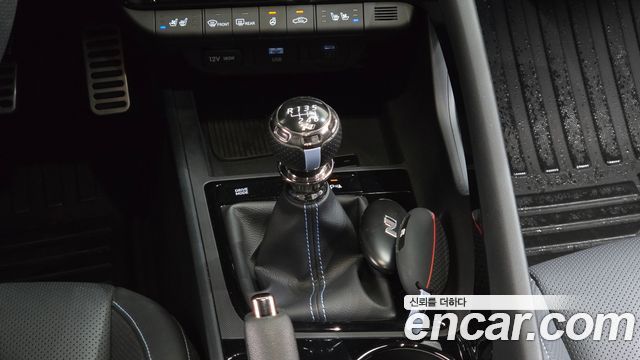 Hyundai AVANTE 2025 — photo 12