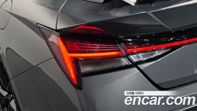 Hyundai AVANTE 2025 — photo 9