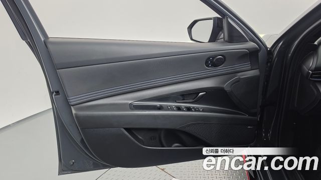 Hyundai AVANTE 2025 — photo 14