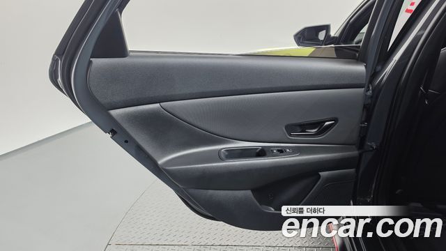 Hyundai AVANTE 2025 — photo 15