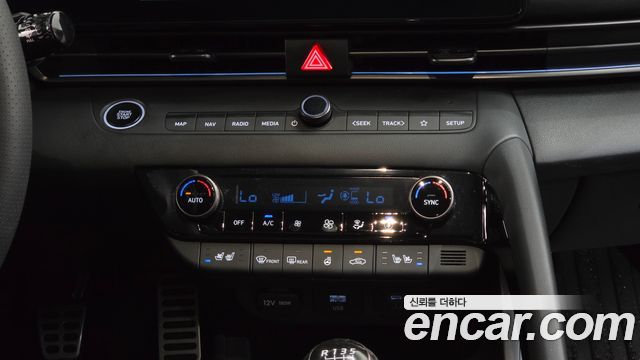 Hyundai AVANTE 2025 — photo 36