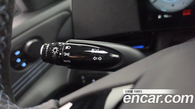 Hyundai AVANTE 2025 — photo 39