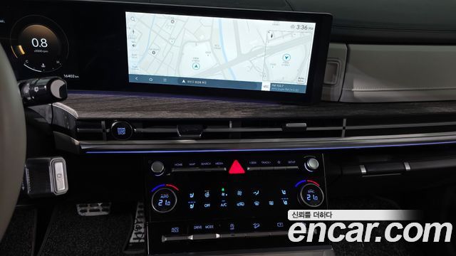 Hyundai Santafe 2025 — photo 18