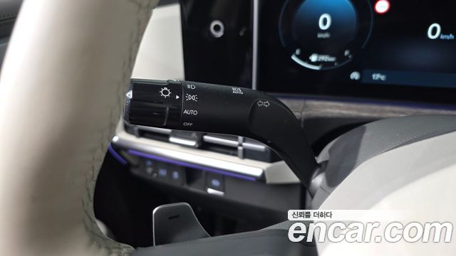 Hyundai Santafe 2025 — photo 29
