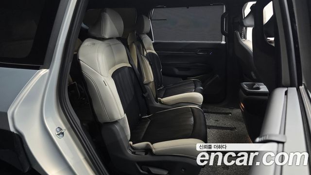 Kia EV9 2024 — photo 17