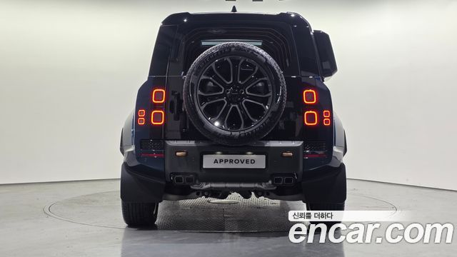 Land Rover Defender 2026 — photo 6