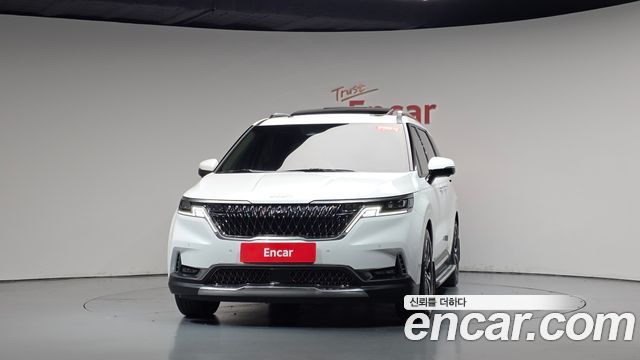 Kia Canival 2023 — photo 3
