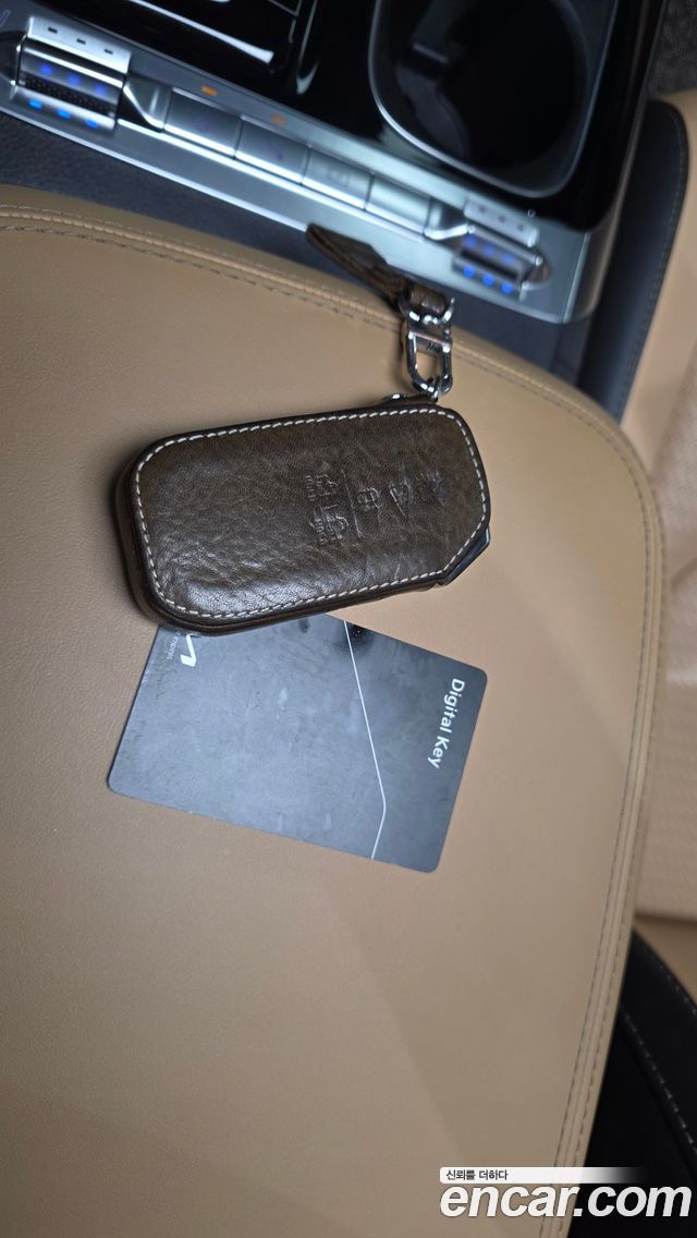 Kia Canival 2023 — photo 27