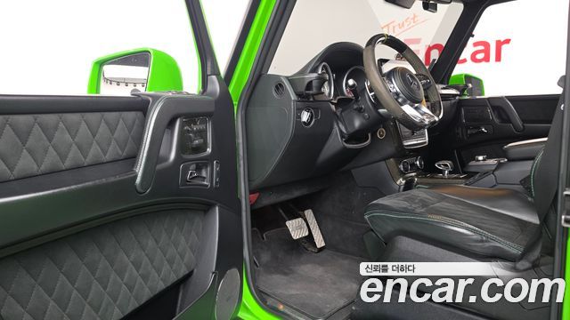 Mercedes-Benz G-Class 2018 — photo 10