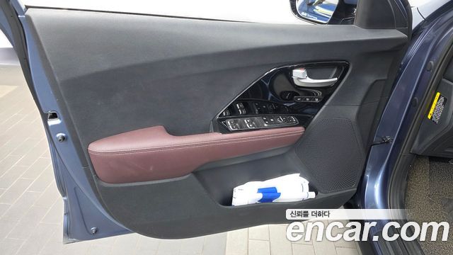 Kia Niro 2020 — photo 14