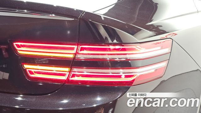 Genesis G80 2021 — photo 9