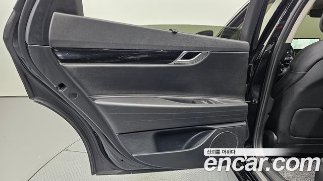 Genesis G80 2021 — photo 15