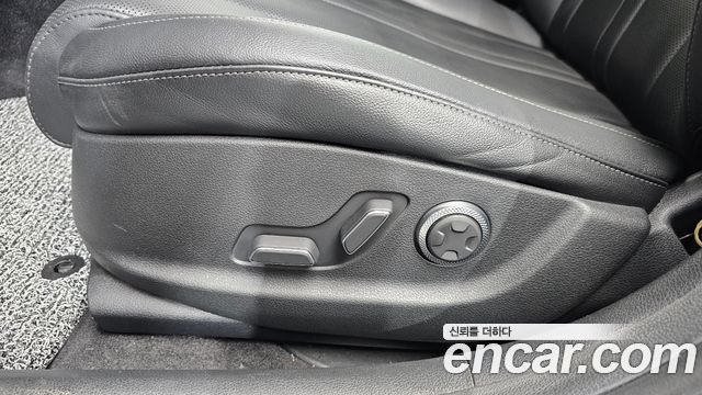 Genesis G80 2021 — photo 33