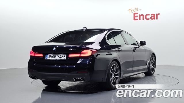 BMW 5-Series 2021 — photo 2