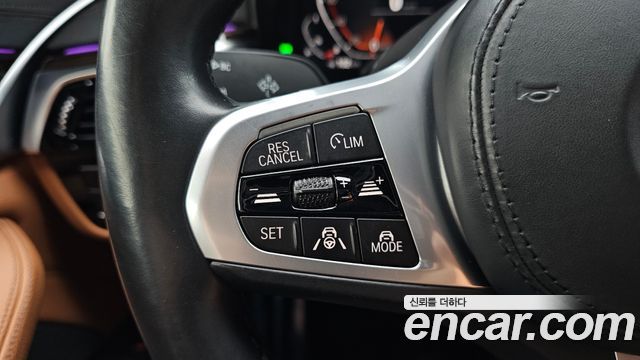 BMW 5-Series 2021 — photo 26