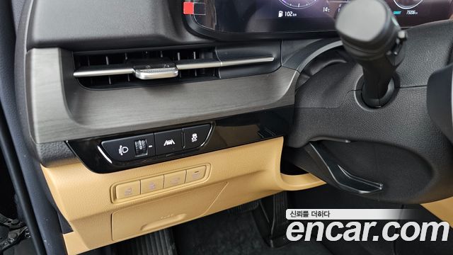 Kia Canival 2023 — photo 27