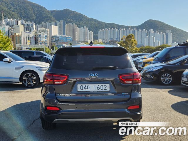 Kia Sorento 2018 — photo 3