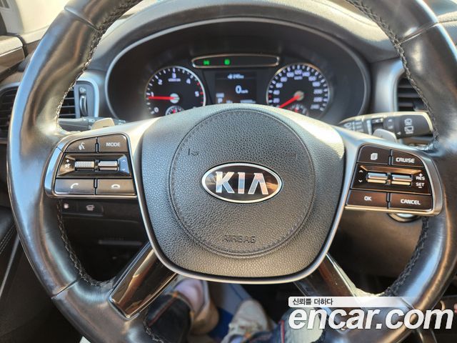 Kia Sorento 2018 — photo 8