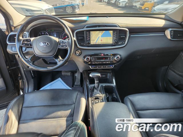 Kia Sorento 2018 — photo 14