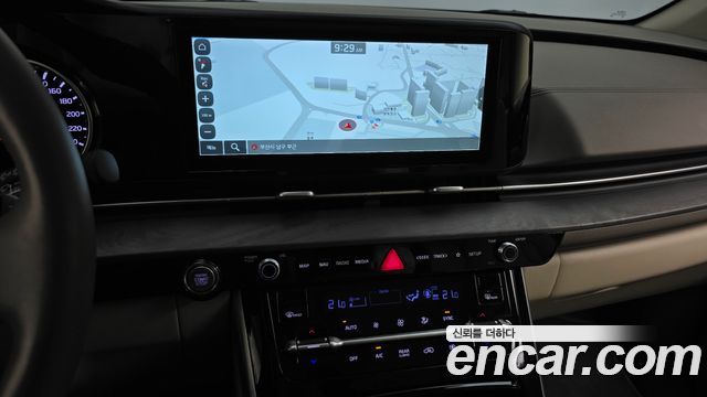 Kia Canival 2023 — photo 14