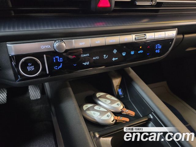 Hyundai Ioniq6 2025 — photo 16