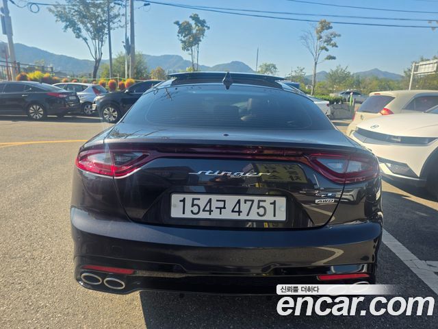 Kia Stinger 2018 — photo 4