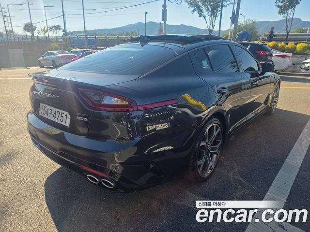 Kia Stinger 2018 — photo 6