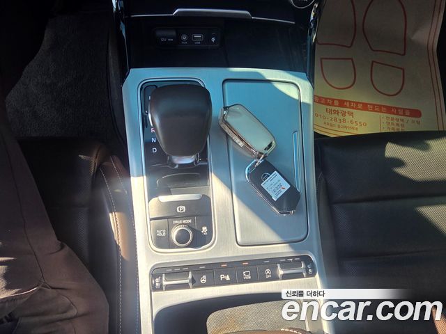 Kia Stinger 2018 — photo 9