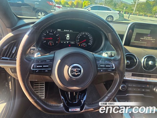 Kia Stinger 2018 — photo 15