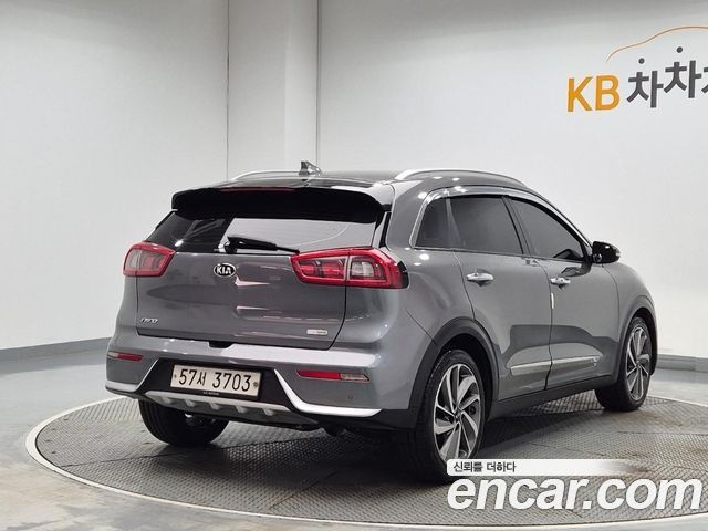 Kia Niro 2017 — photo 3