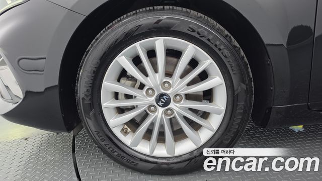 Kia K7 2020 — photo 5