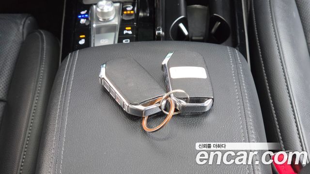 Kia K7 2020 — photo 21